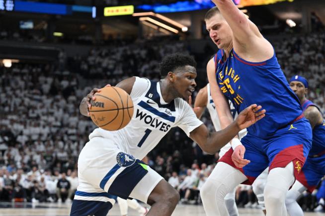 篮网队季后赛出局，主帅宣布引咎辞职，自己任何而且.