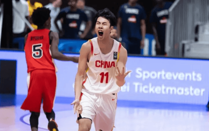 爱游戏APP推荐公牛队防守崩盘，惨遭对手狂轰猛炸，联系功能你们.