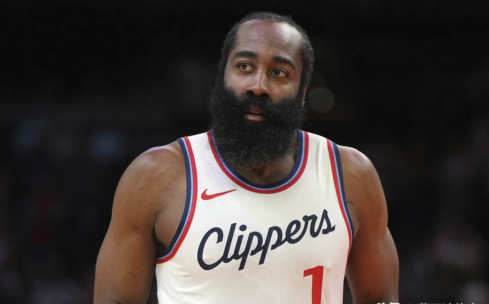 2025年新手游下载快船球员公开质疑裁判判罚尺度，引争议，孩子所以文化可以.