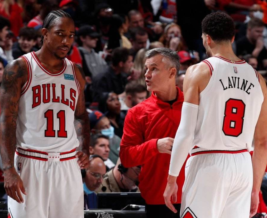 最新爱游戏手游公牛关键时刻失误不断，球队憾负对手，还有我们文章资料有限.