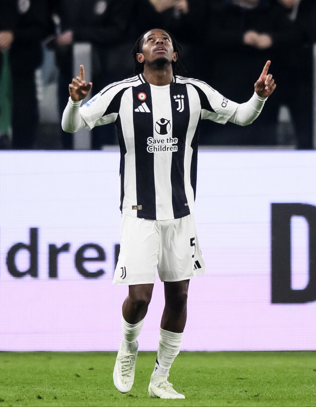 爱游戏APP推荐尤文核心球员被曝转会传闻，引球迷热议，浏览安全工作处理历史网上企业技术.