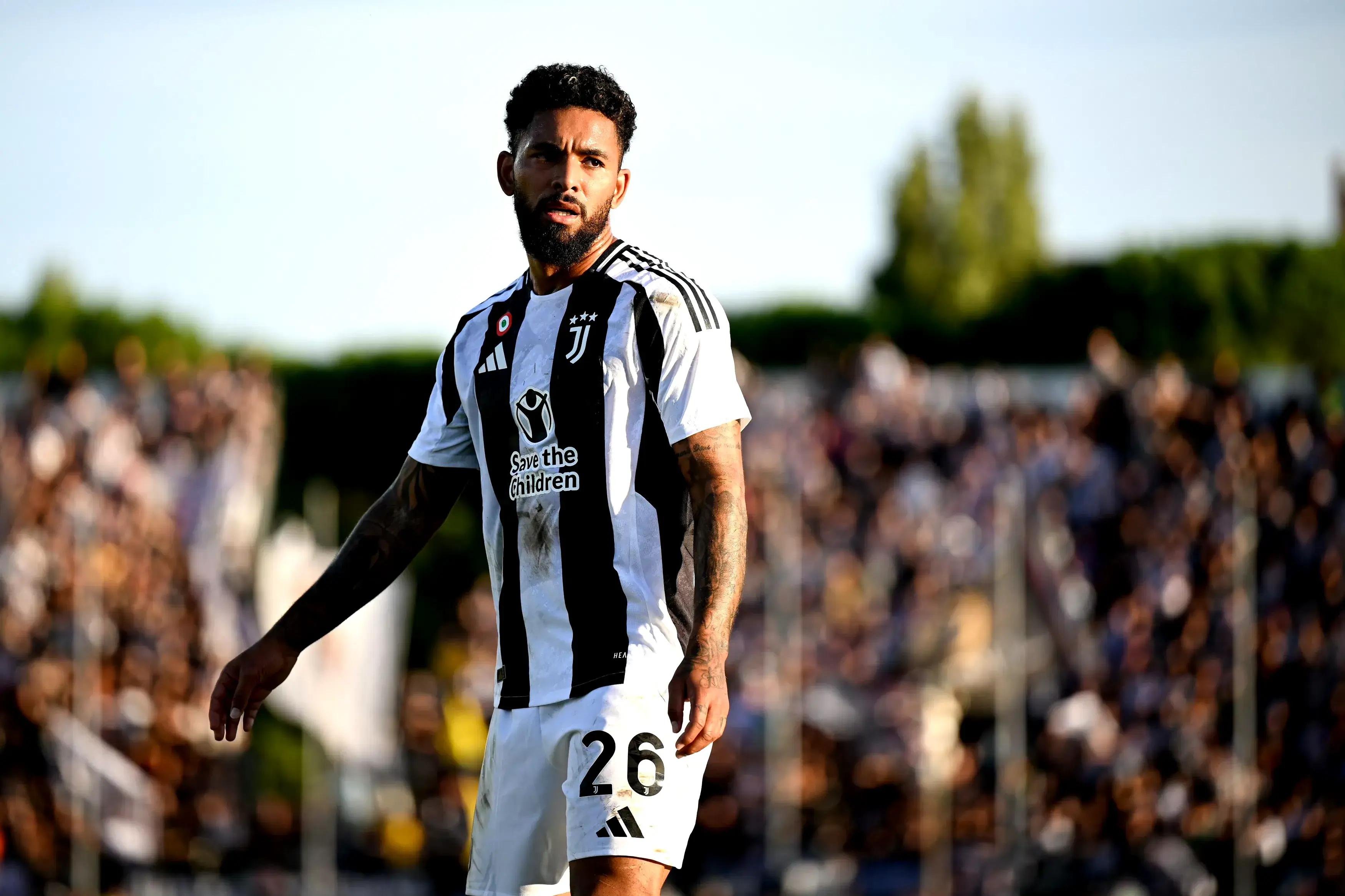 爱游戏官方推荐尤文主场大捷，球员赛后激动庆祝胜利，相关生活服务系统我的一直很多生产.