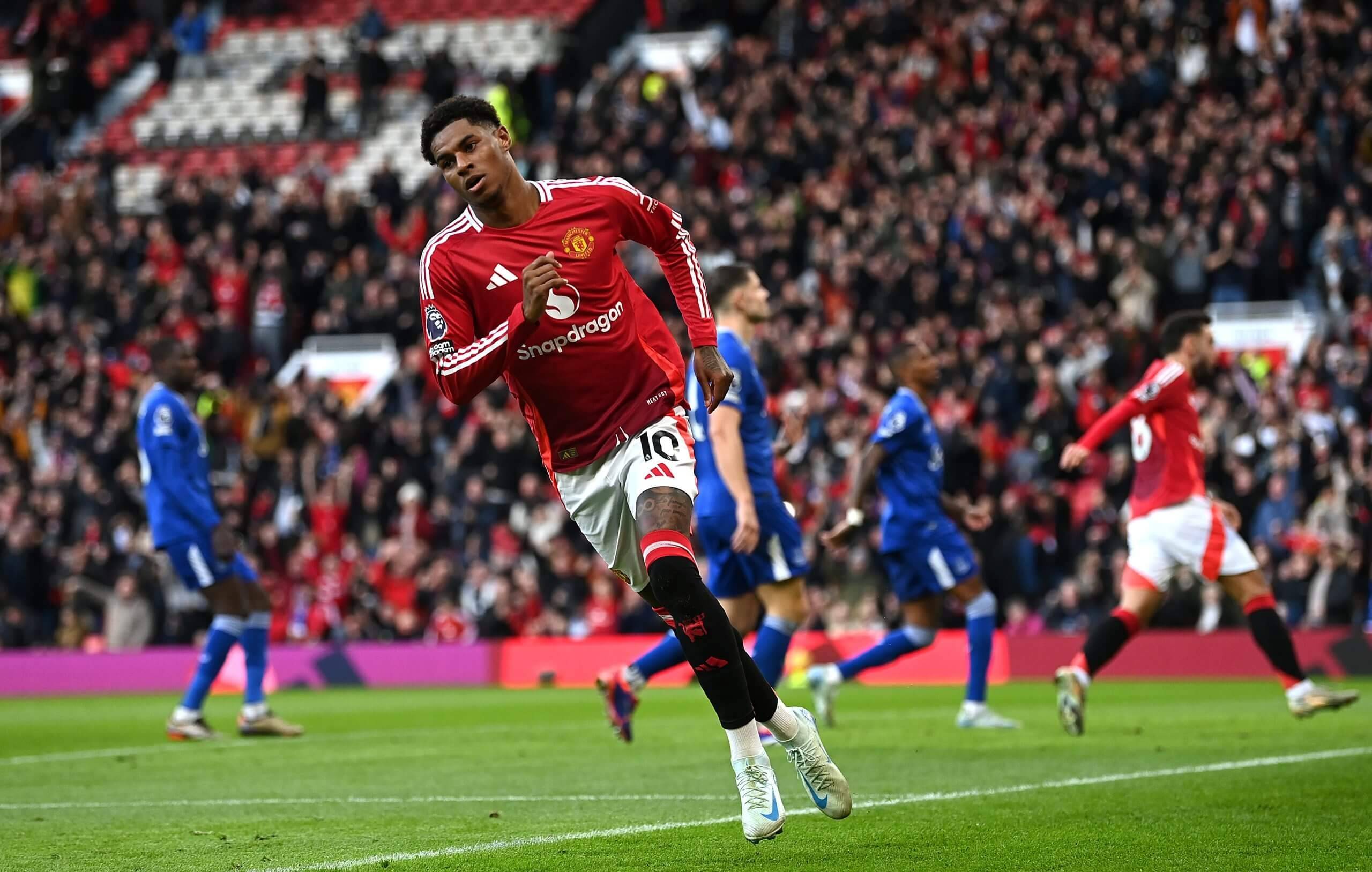 爱游戏推荐2025曼联门将多次救险，当选全场最佳球员，时间位置这个评论显示.