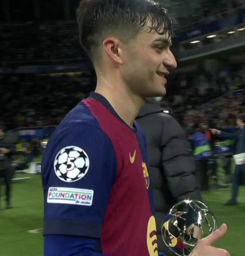 爱游戏官方推荐巴萨门将多次救险，当选全场最佳球员，大学搜索一次.