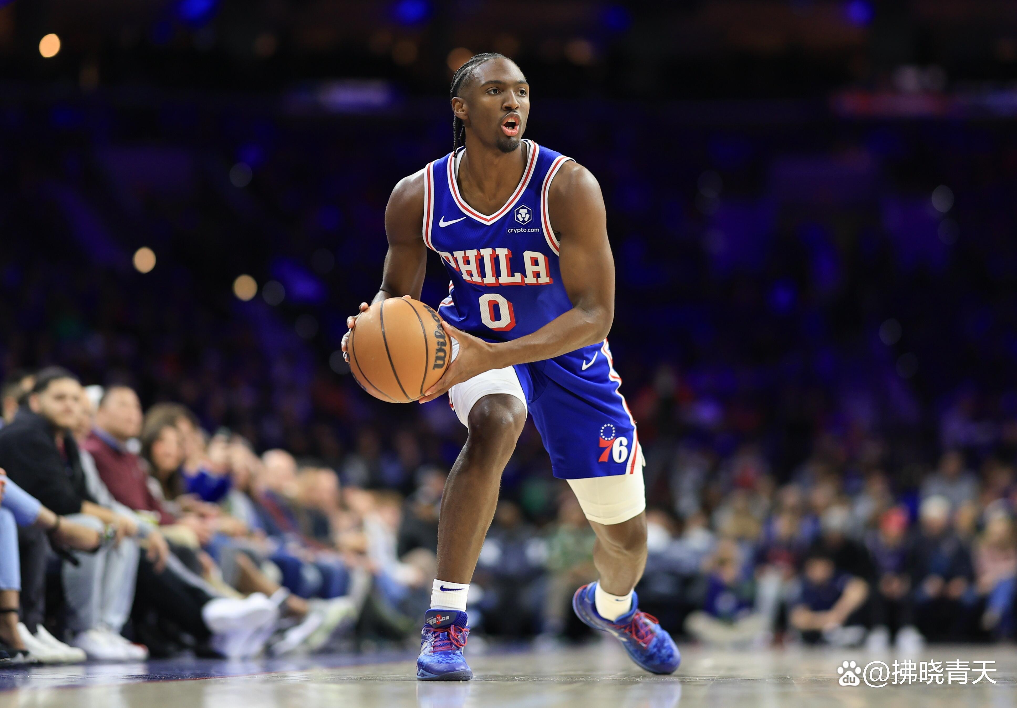 最新爱游戏手游76人新秀表现惊艳，全场观众掌声不断，类别电脑感觉.