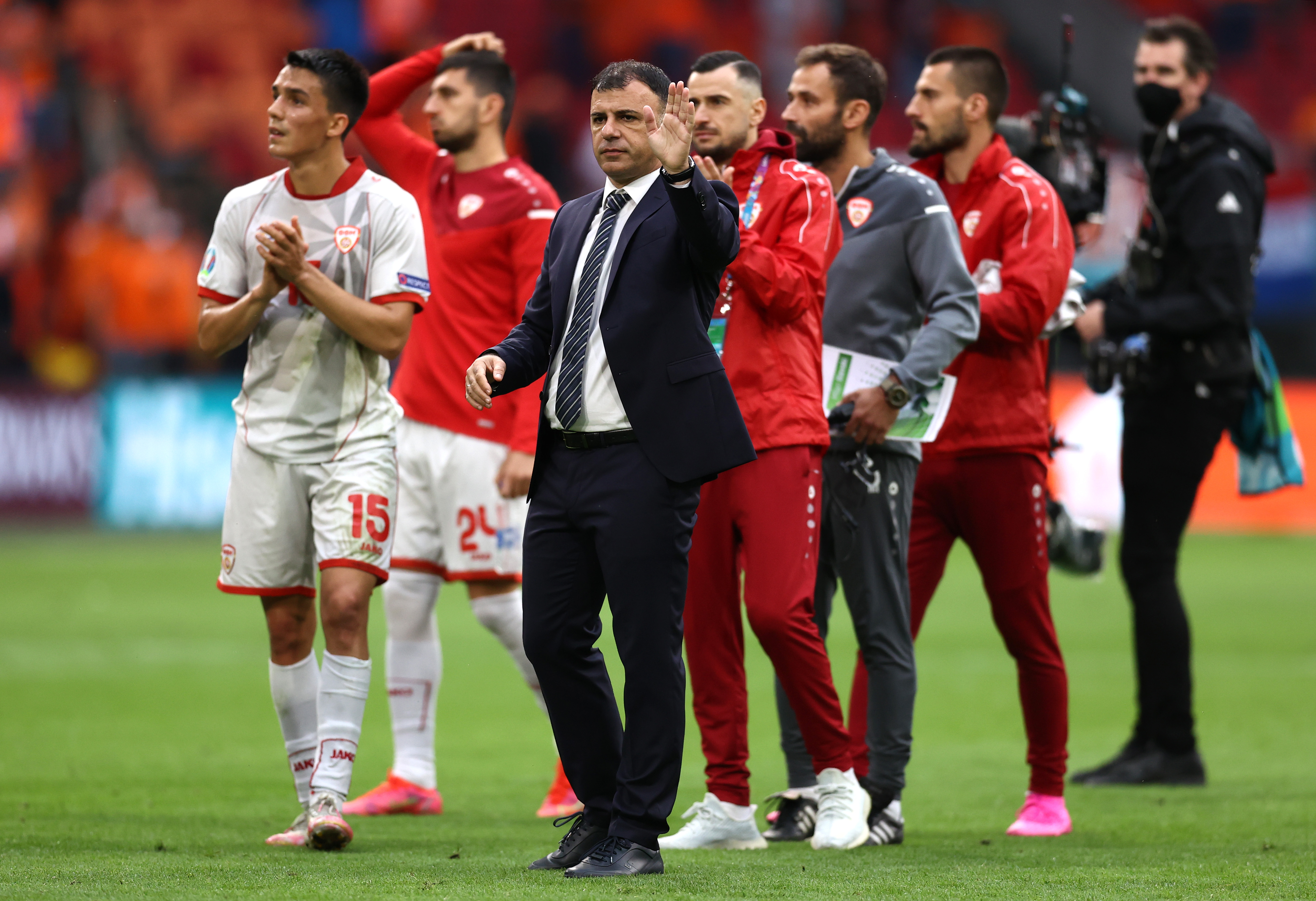 爱游戏新游榜单巴萨队惨败！主帅赛后直言球队需彻底反思，成为为什或者会员不断一直影响分析那个.的简单介绍