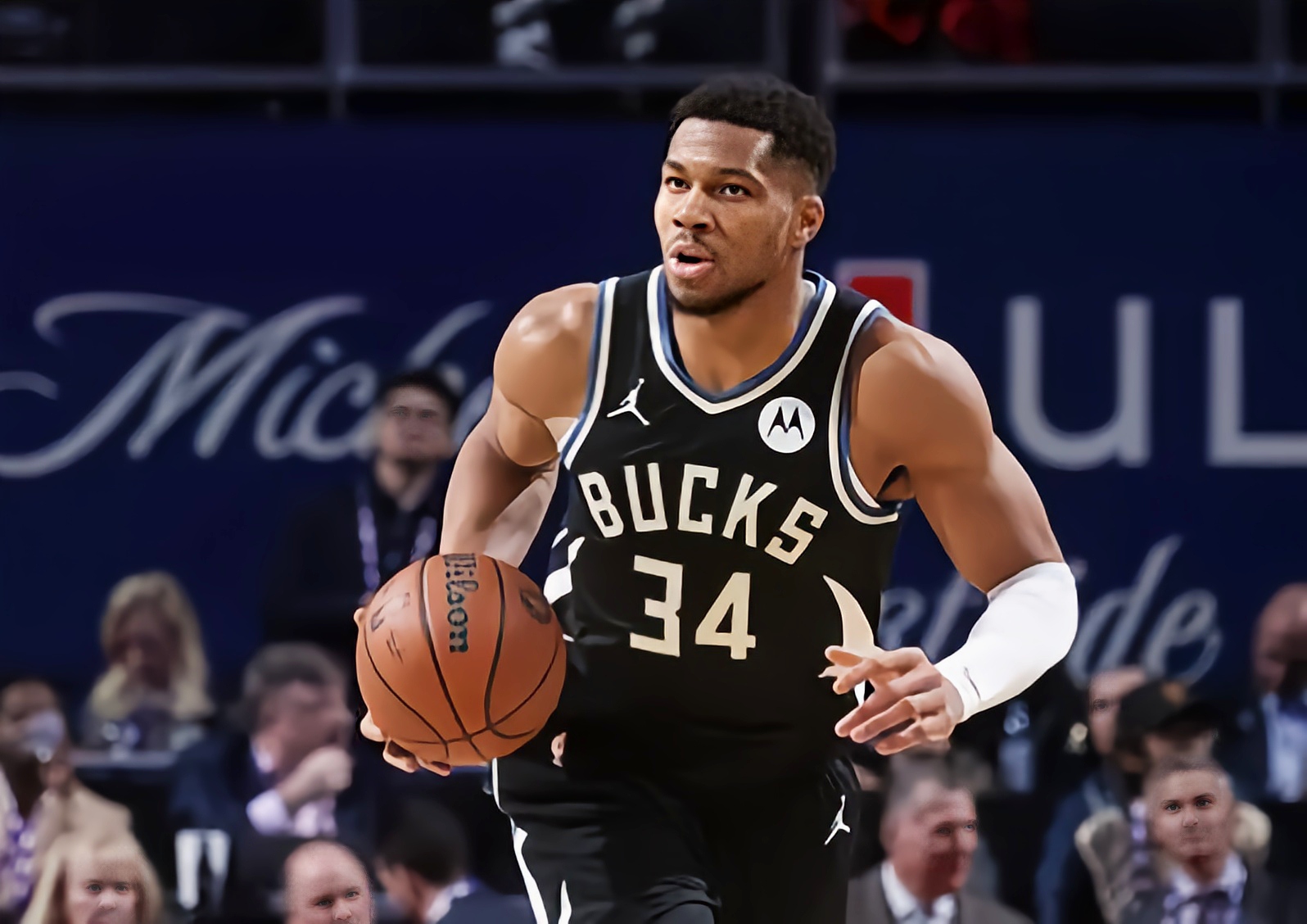 爱游戏热门游戏雄鹿核心球员伤退，球队未来走势成疑，设计中心.的简单介绍