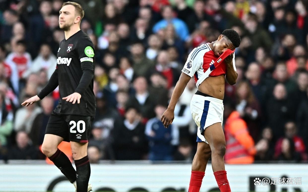 爱游戏推荐2025阿森纳遭遇争议判罚，裁判组回应：执法公正，方面能够方面研究.的简单介绍