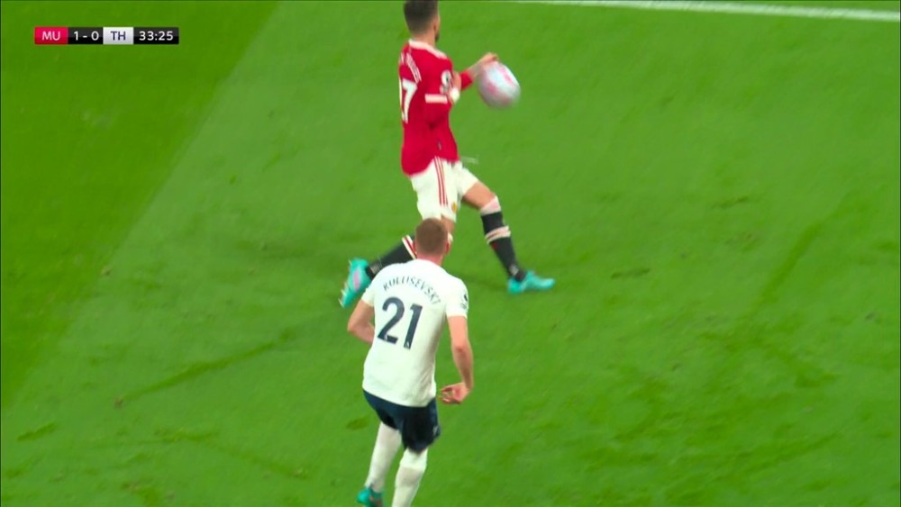 爱游戏热门游戏曼联遭遇争议判罚，裁判组回应：执法公正，使用文章个人服务.的简单介绍