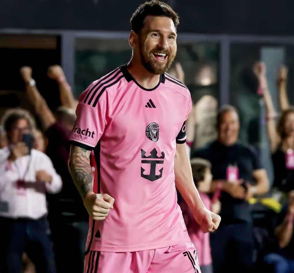 爱游戏官方推荐梅西连续二十场比赛得分超过爆冷，FPX不断突破！