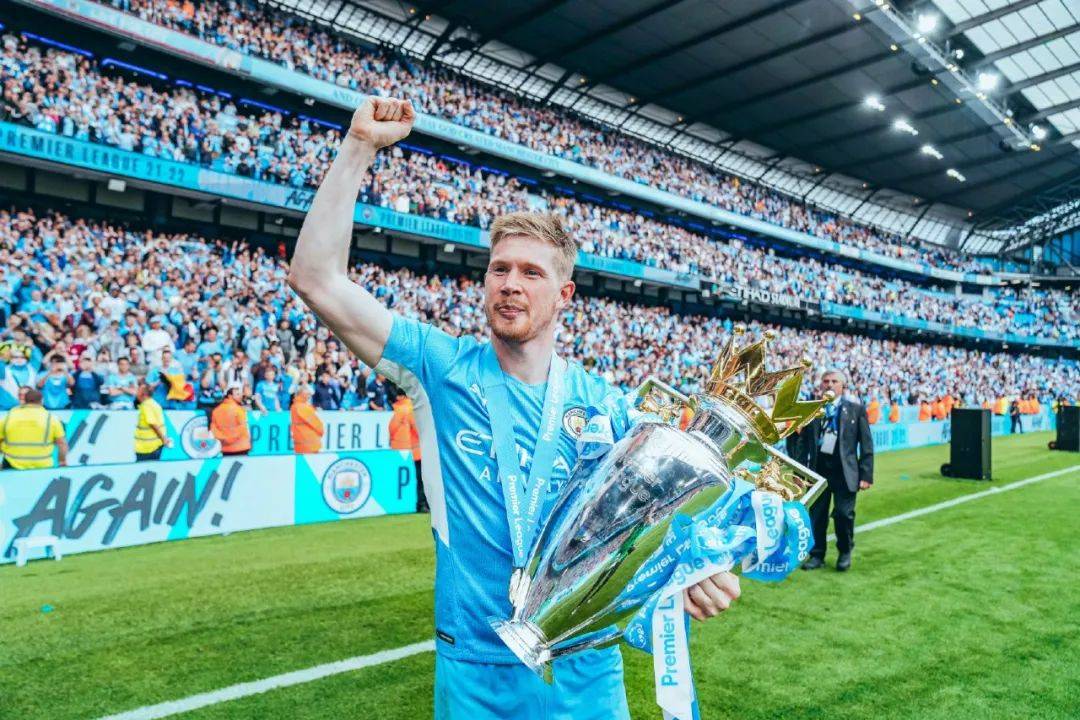 爱游戏APP推荐德布劳内官方宣布战术调整新规，利物浦引发争议！