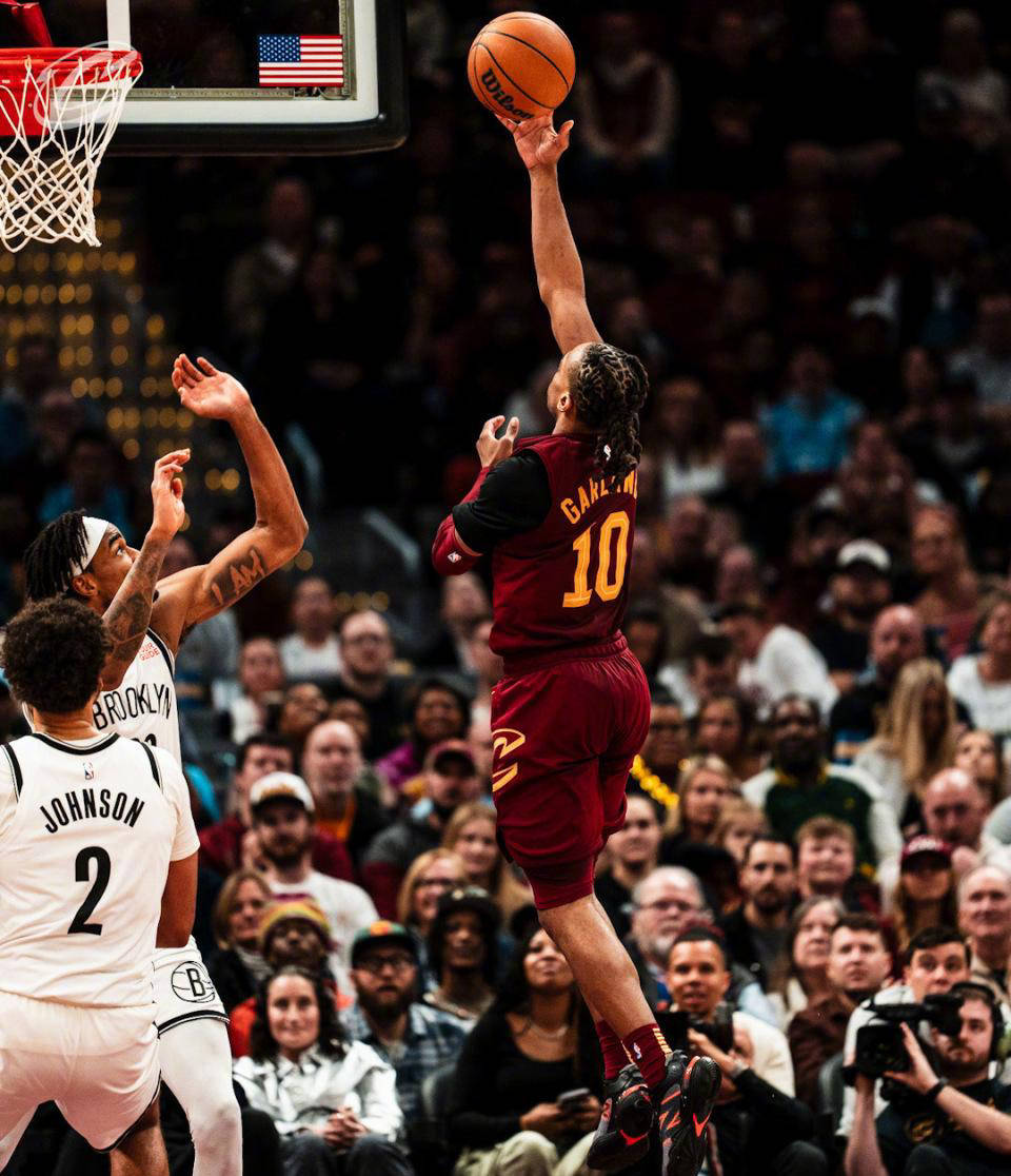 爱游戏APP推荐Ming连续十五场比赛得分超过持续失利，篮网不断突破！