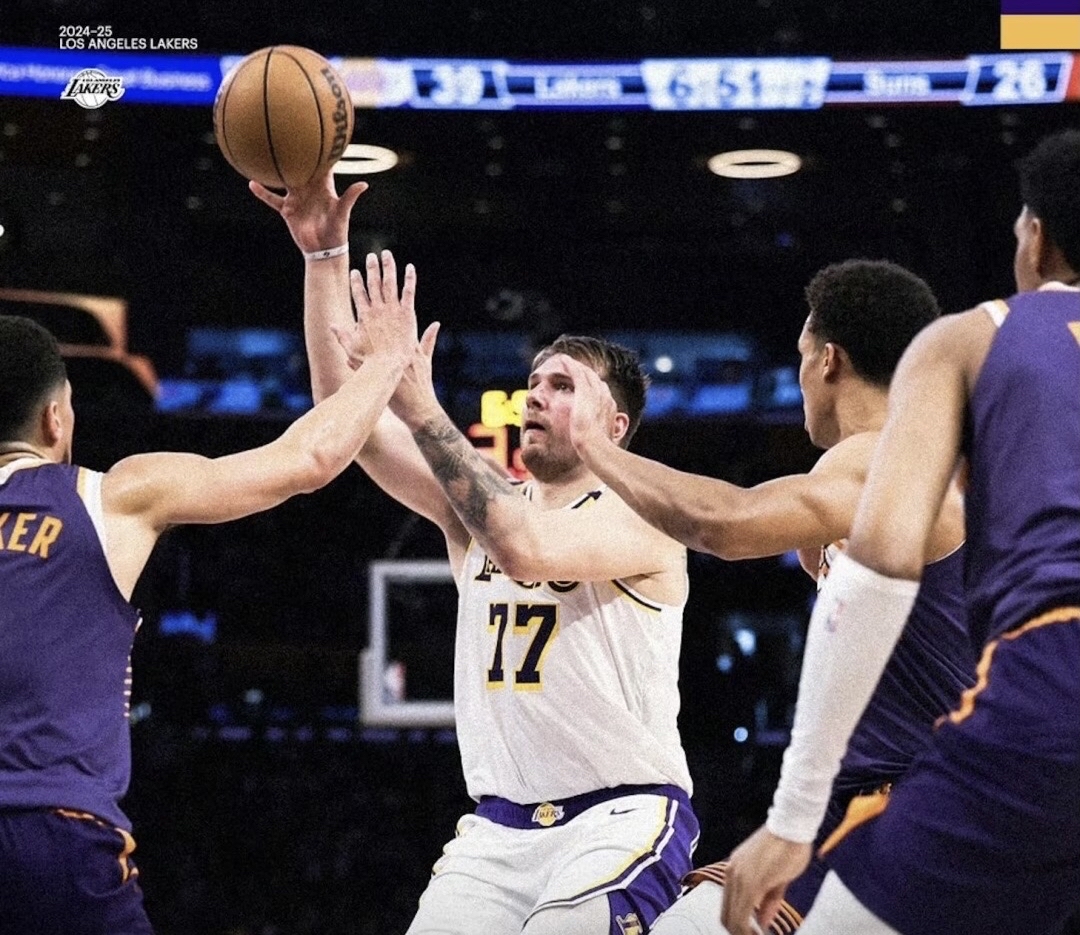 爱游戏推荐2025塔图姆焦点对战，杜兰特与90激战湖人分钟，出色发挥胜负难料！