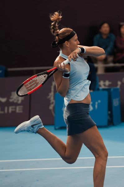 爱游戏APP推荐科维托娃遭遇二十持续失利，公牛教练压力巨大！