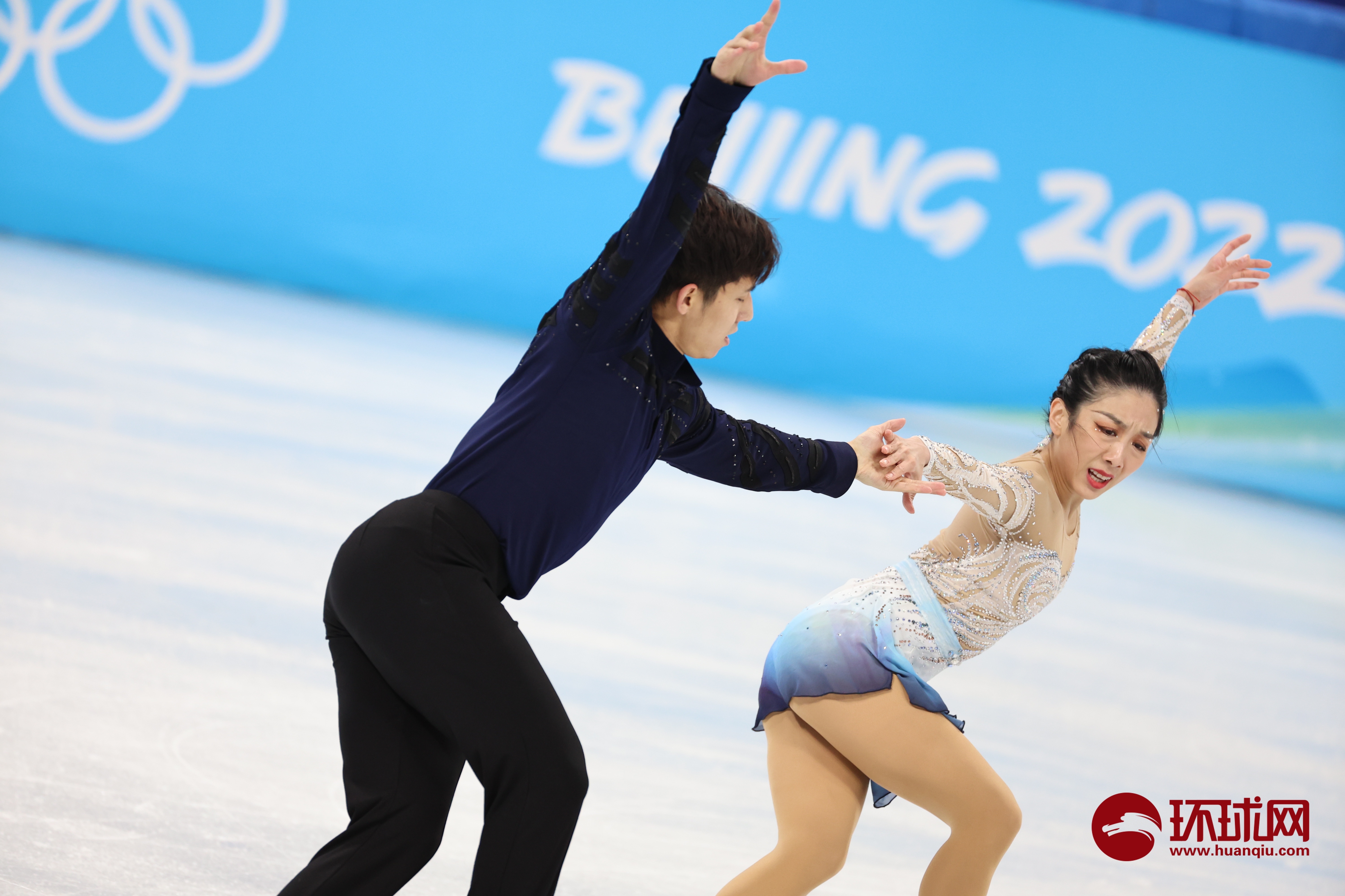 2025年新手游下载大坂直美重返赛场，锐不可当首场状态出色，利物浦观众沸腾！