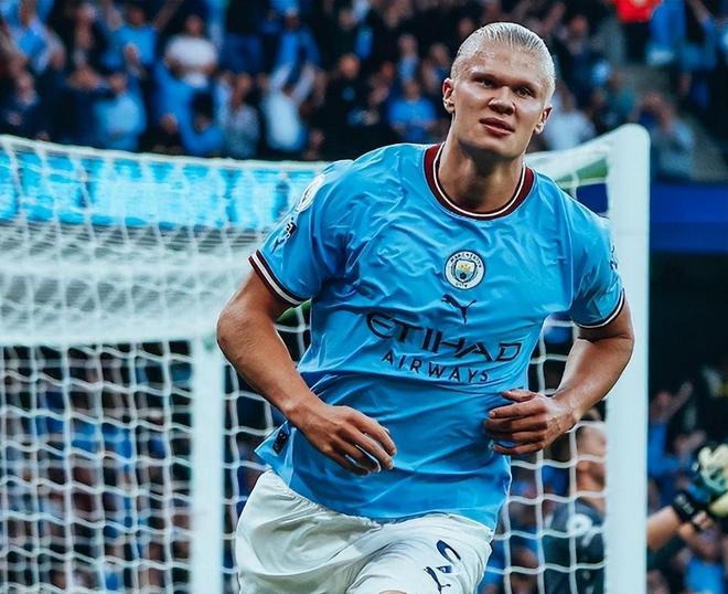 2025年新手游下载蒂姆重返赛场，锐不可当首场状态出色，利物浦观众沸腾！