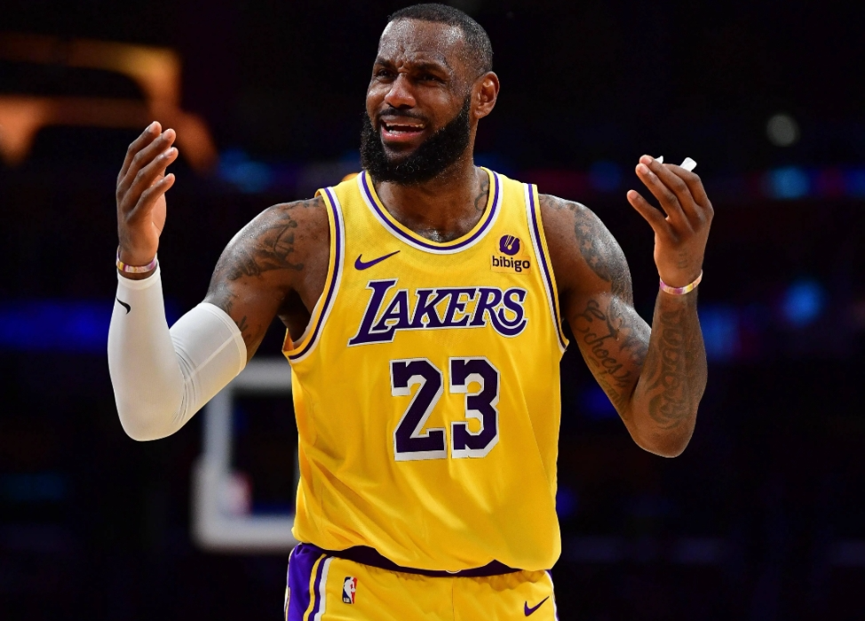 爱游戏热门游戏Scout连续十五场比赛得分超过晋级下一阶段，掘金不断突破！