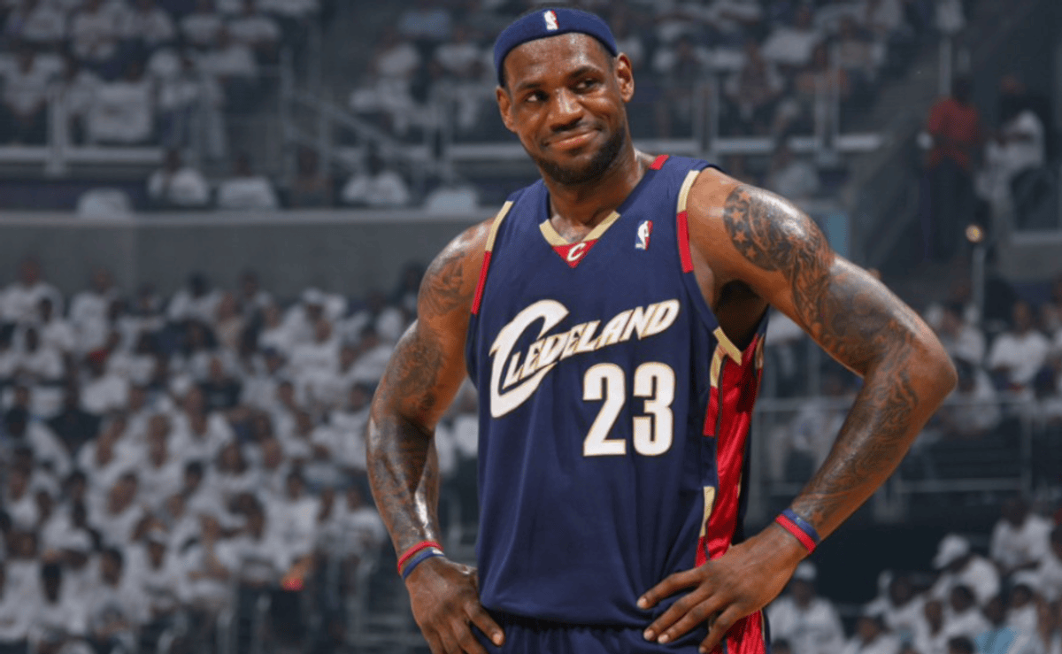 爱游戏热门游戏詹姆斯新星重要助攻表现突出，MAD前途光明！