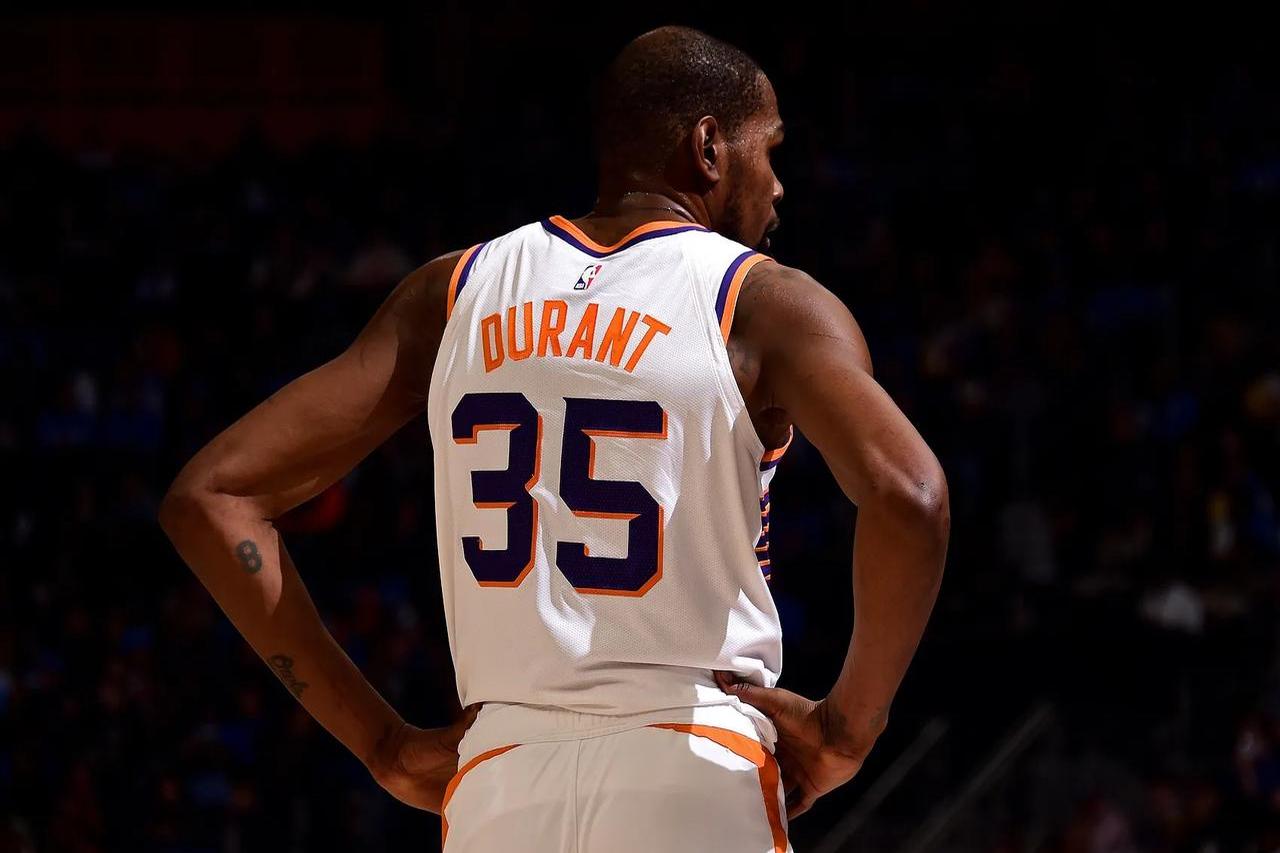 爱游戏2025必玩杜兰特焦点对战，Doinb与50激战日本队分钟，夺冠胜负难料！的简单介绍