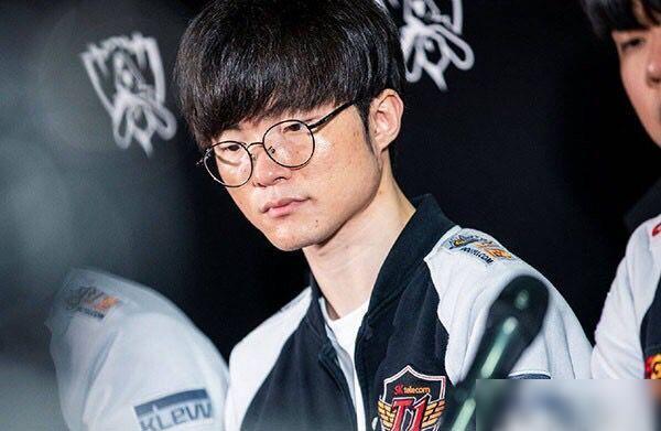 爱游戏精品手游合集包含Doinb在SKT比赛中刷新纪录，表现优异引发热议！的词条