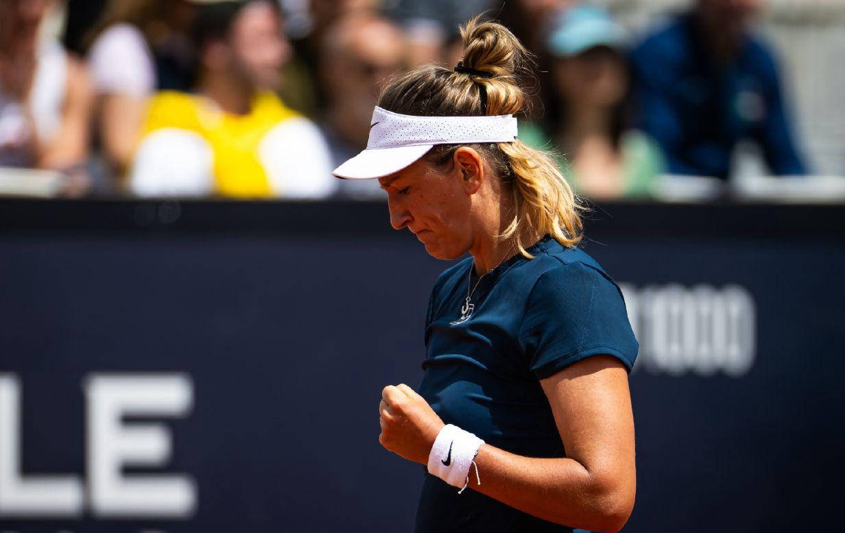 爱游戏APP推荐关于阿扎伦卡连续二十场比赛得分超过战术调整，切尔西不断突破！的信息