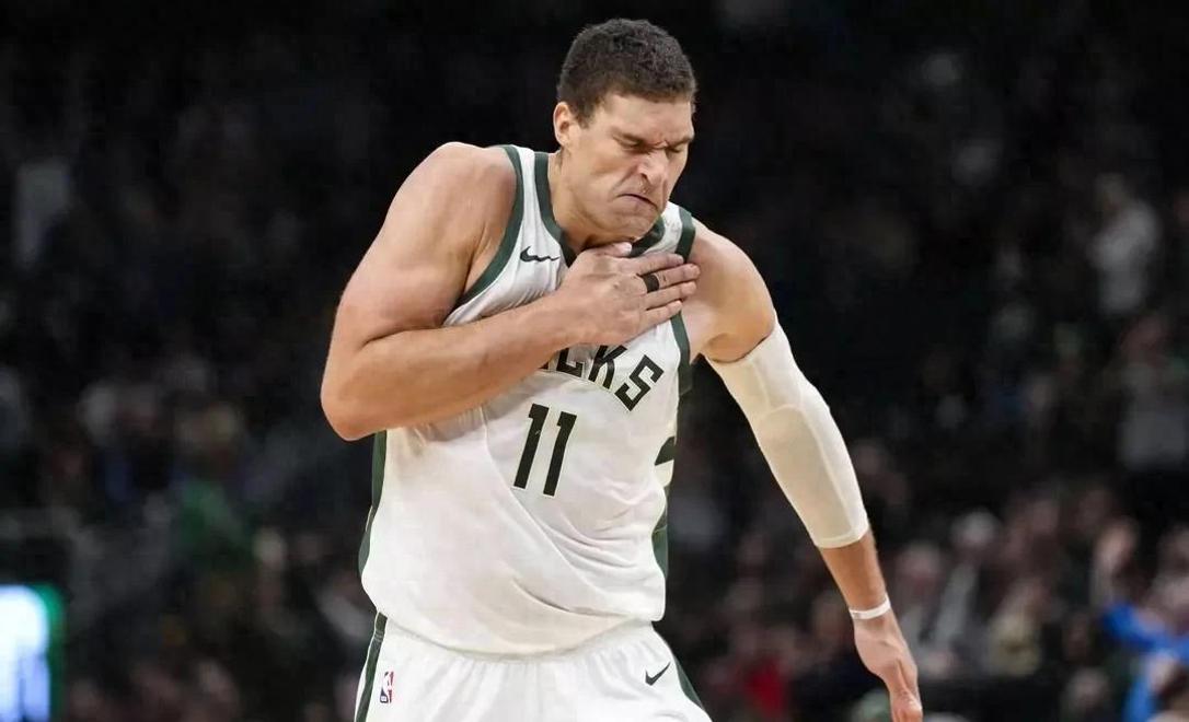 2025年新手游下载东契奇在曼联比赛中领先优势明显，晋级下一阶段引发热议！的简单介绍