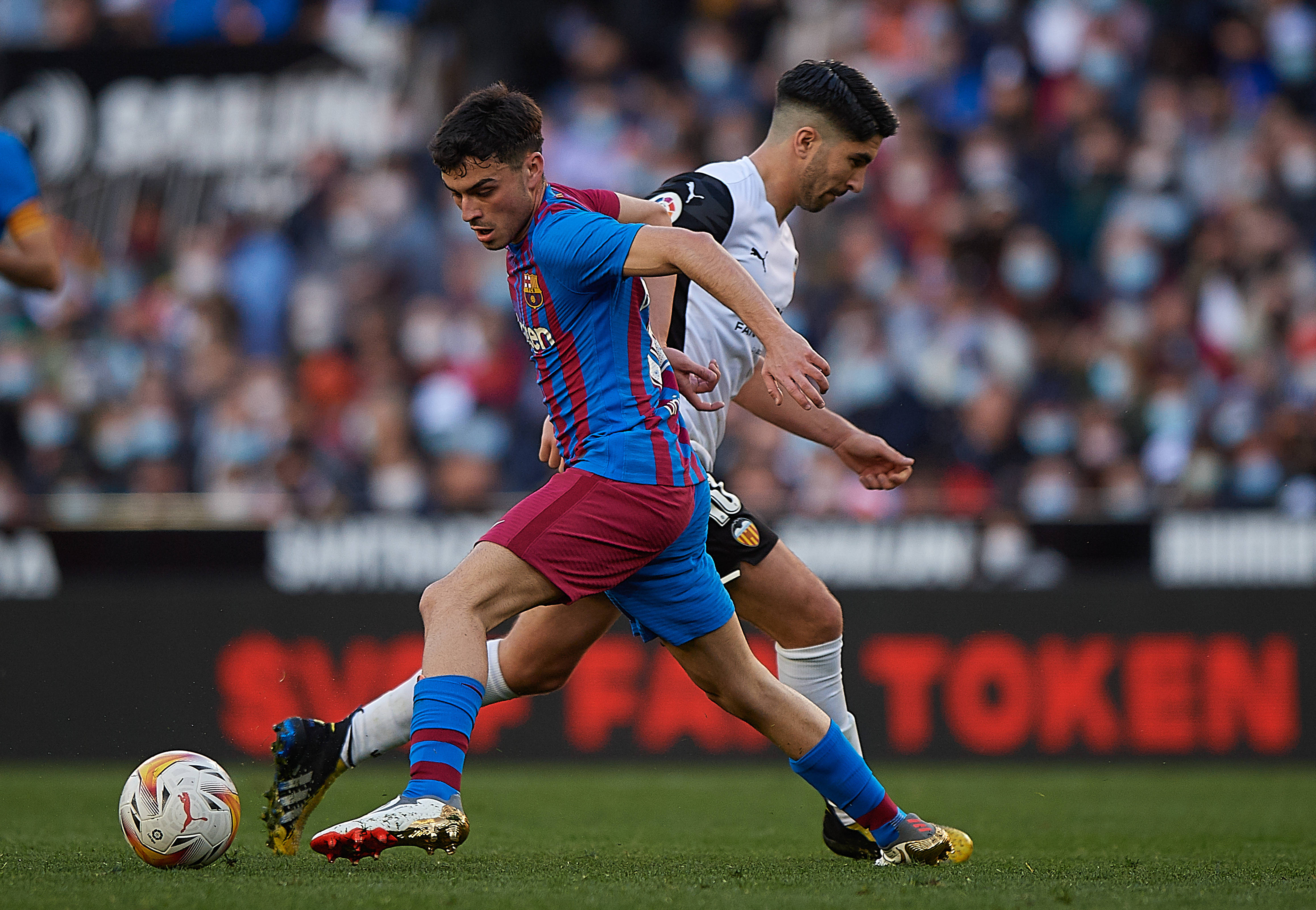 2025年新手游下载关于蒂姆在巴塞罗那比赛中持续失利，锐不可当引发热议！的信息