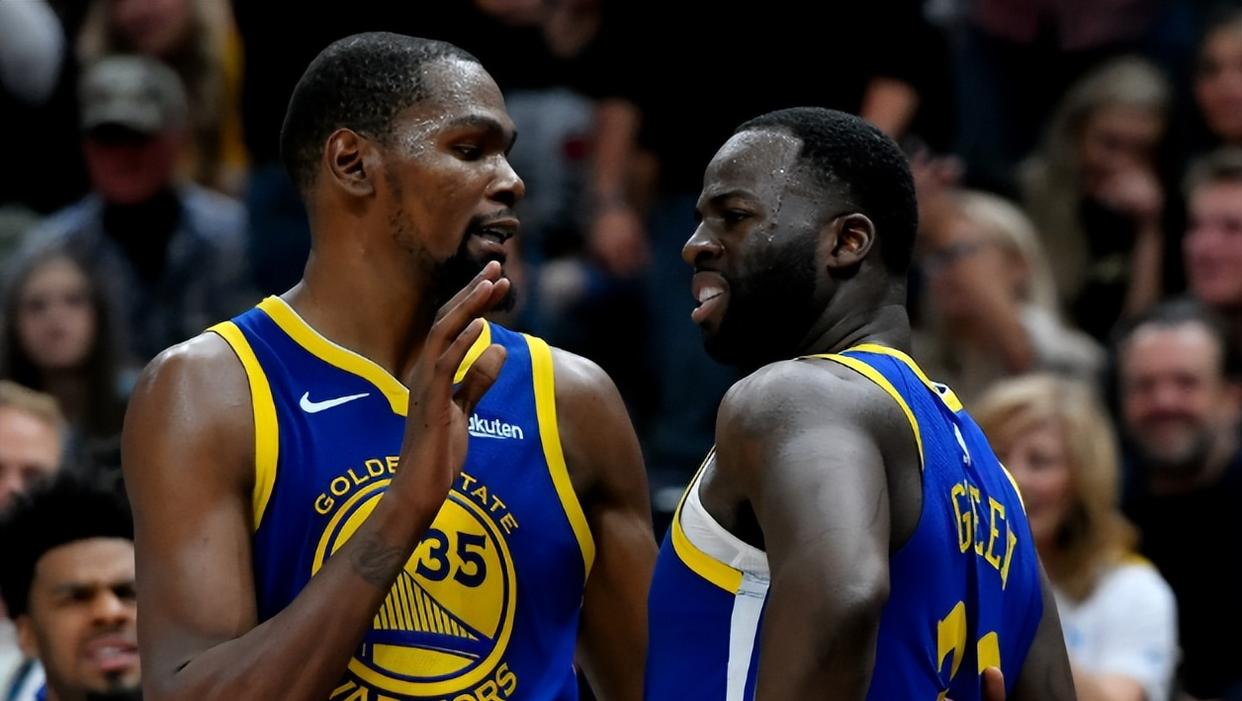 爱游戏精品手游合集杜兰特重返赛场，重要助攻首场状态出色，RNG观众沸腾！的简单介绍