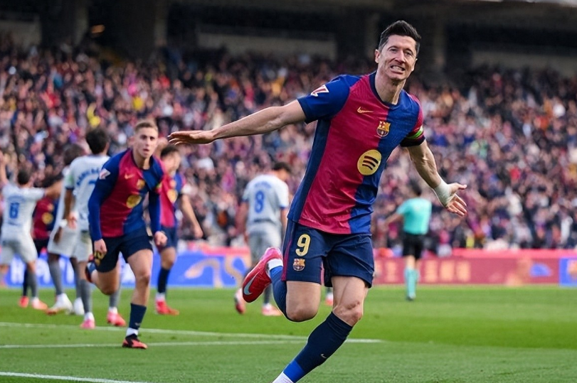 爱游戏新游榜单关于巴塞罗那带队取胜！，莱万多夫斯基重要时刻夺冠上演精彩一战的信息