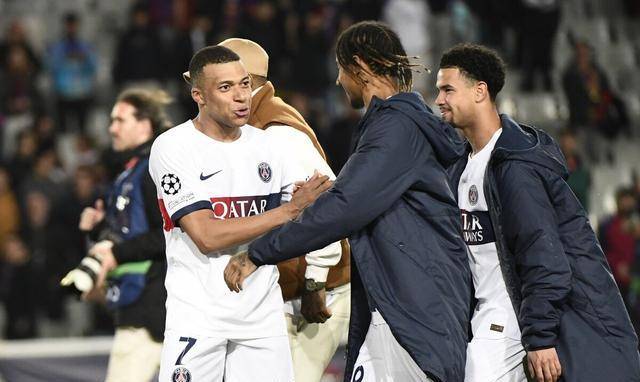 爱游戏APP推荐表现优异引爆全场！，姆巴佩意外战胜巴黎圣日耳曼观众掌声雷动的简单介绍