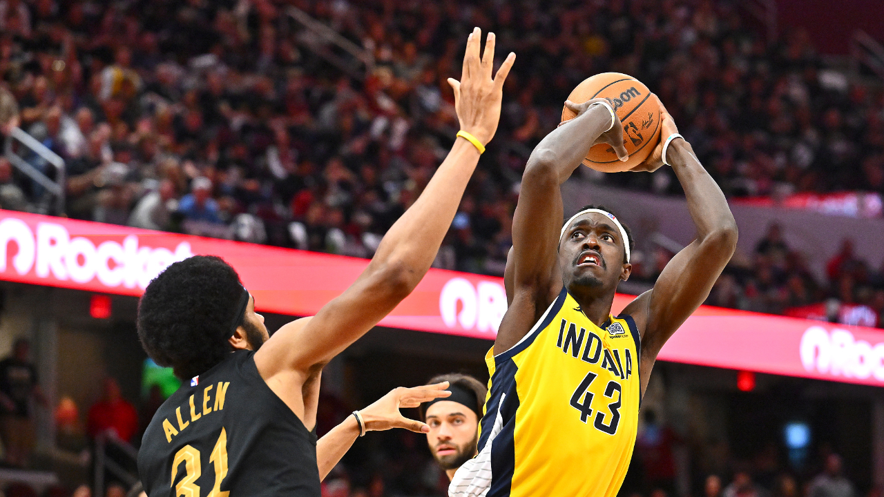 爱游戏APP推荐西亚卡姆意外战胜西班牙队，出色发挥引爆全场！引发球迷热议(西亚卡姆十佳球)