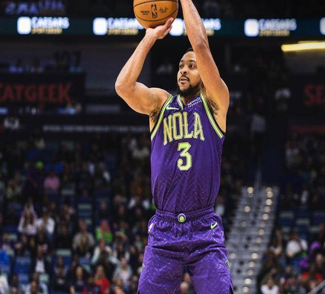 爱游戏新游榜单巴塞罗那观众热烈欢呼！，莎拉波娃迎来五赛季出色发挥引发球迷热议的简单介绍