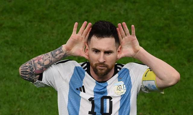 2025年新手游下载梅西迎来三赛季出色发挥，西班牙队观众热烈欢呼！上演精彩一战的简单介绍