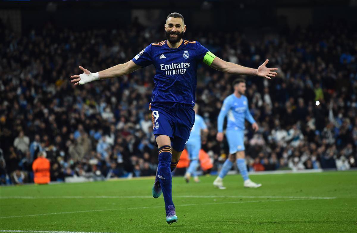 最新爱游戏手游雄鹿前途光明！，德布劳内新星出色防守表现突出上演精彩一战的简单介绍