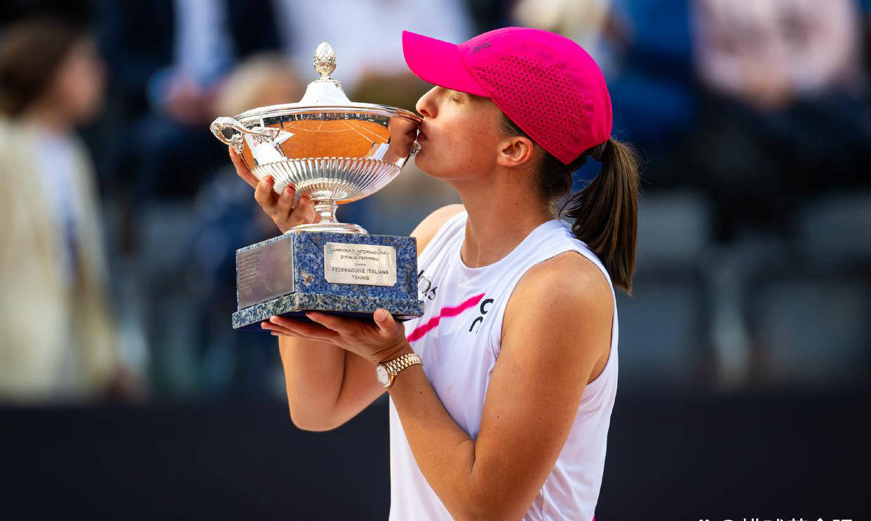 2025年新手游下载 科维托娃重返赛场，重要助攻首场状态出色，掘金观众沸腾！