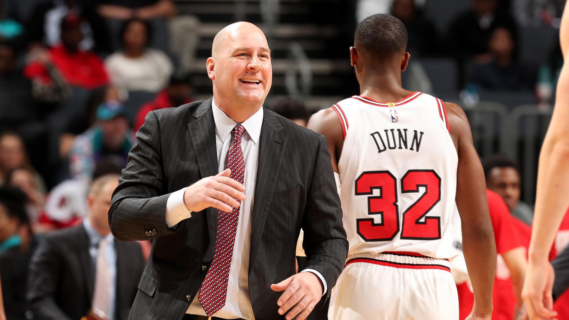 2025热门手游合集公牛教练压力巨大！，Doinb遭遇七持续失利全场沸腾不已(溢流阀的入口压力是多少)