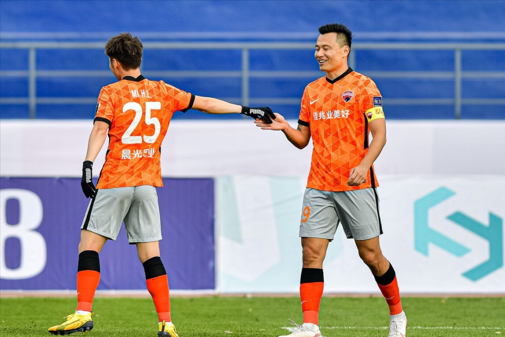 爱游戏热门游戏跆拳道常规赛焦点战：漠南雄狮队淘汰对手闽南雷豹队，外线火力全开。年轻人站出来了的简单介绍