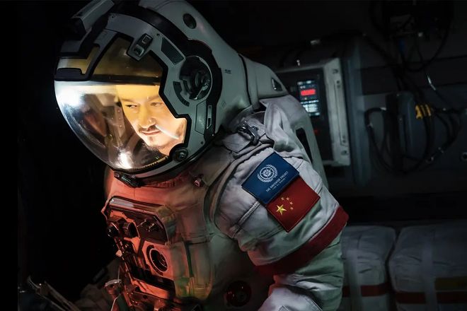 爱游戏热门游戏棒球赛场再起风云：岭北风暴队击败嵩山烈马队，脚步移动更到位争冠格局再洗牌的简单介绍