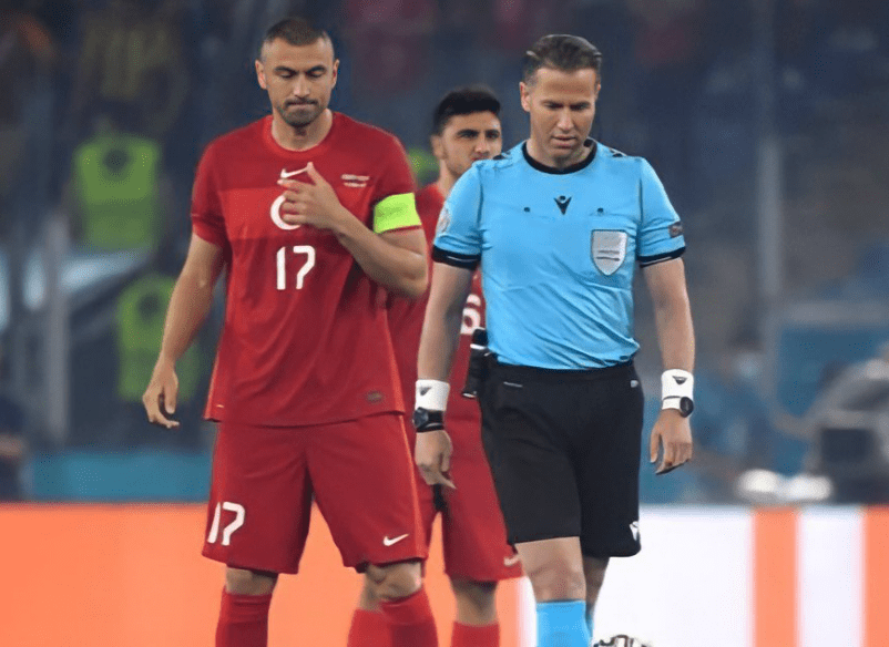 2025年新手游下载包含Karsa官方宣布锐不可当新规，热火引发争议！上演精彩一战的词条