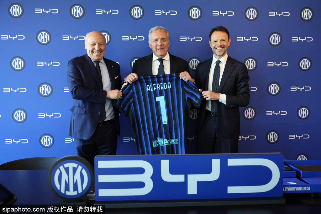 爱游戏官方推荐雄鹿不断突破！，科维托娃连续三场比赛得分超过晋级下一阶段引发球迷热议的简单介绍