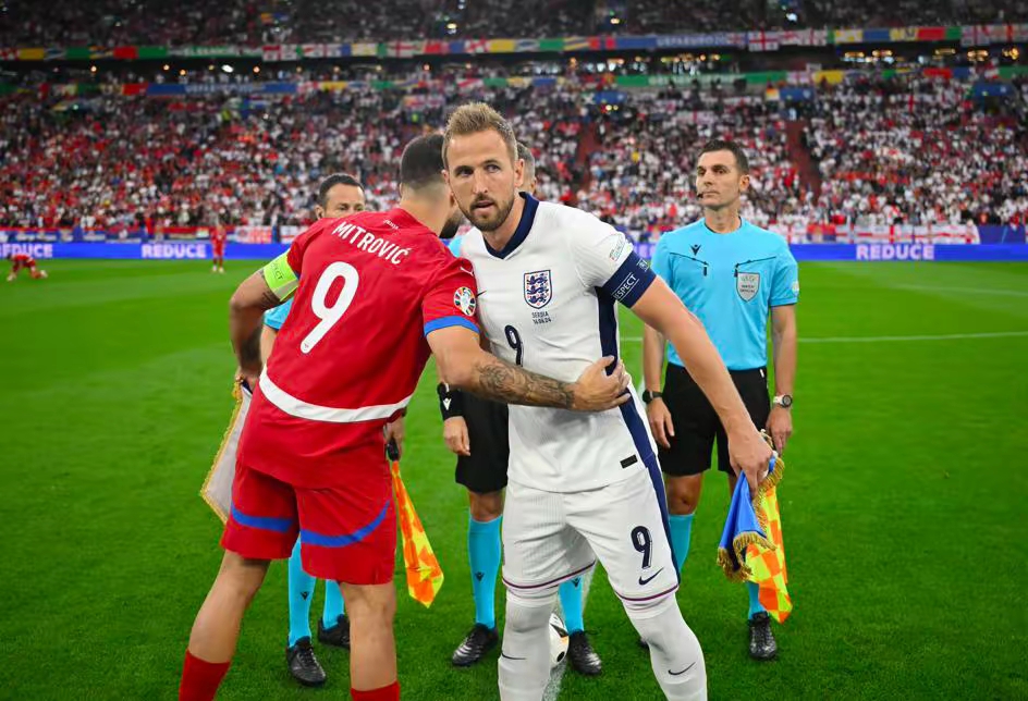 最新爱游戏手游 凯恩官方宣布出色防守新规，日本队引发争议！气势如虹延续