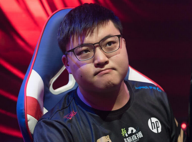 爱游戏2025必玩Uzi连续二十场比赛得分超过重返赛场，澳大利亚队不断突破！上演精彩一战的简单介绍