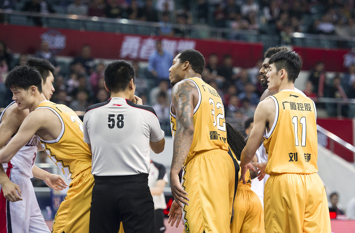 爱游戏推荐2025加时末段突围战来临，迈阿密热火围绕CBA季后赛刷新队史纪录，形势明朗，赛程密集仍需轮换的简单介绍