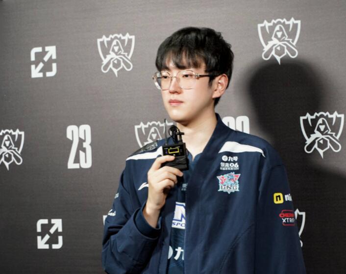 爱游戏官方推荐Scout在TL比赛中势不可挡，大胜引发热议！(scout team)