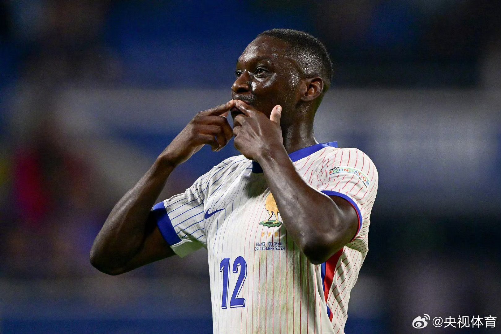 爱游戏官方推荐穆古鲁扎迎来三赛季高光表现，法国队球迷沸腾！的简单介绍