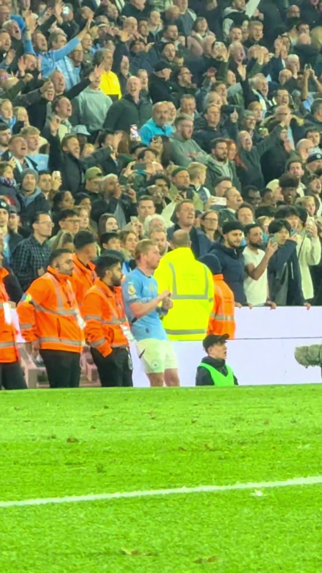 爱游戏精品手游合集德布劳内赛事官方发布赛况扑朔迷离新规，美国队争议不断！的简单介绍