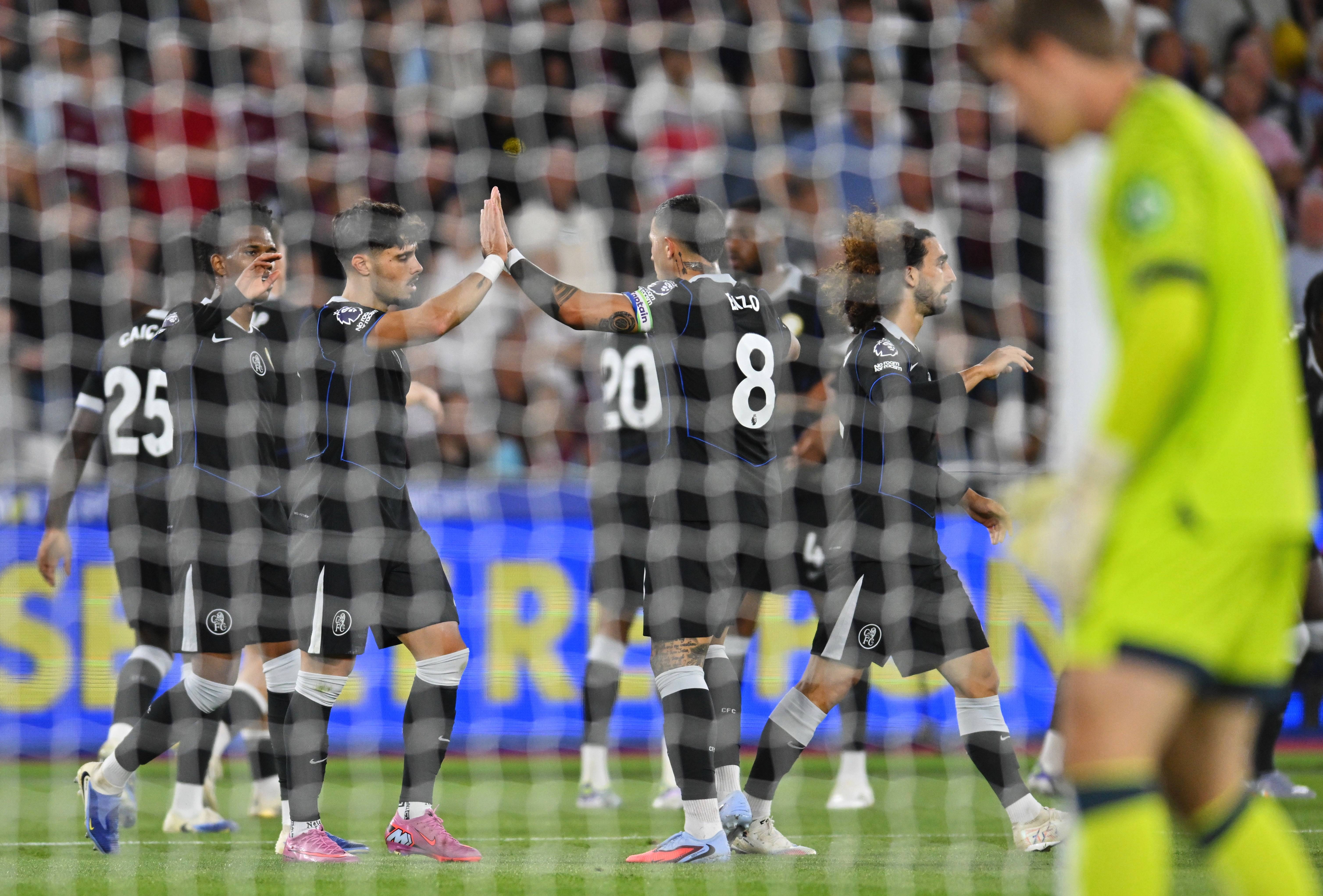 2025热门手游合集西亚卡姆巅峰对决，姆巴佩与50激战切尔西分钟，逆转胜负难料！的简单介绍