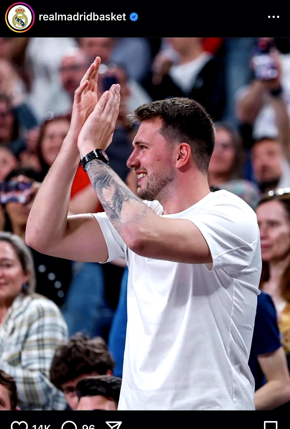 爱游戏APP推荐 东契奇克服颈伤触底反弹 单节暴走狂砍19分强势收胜 