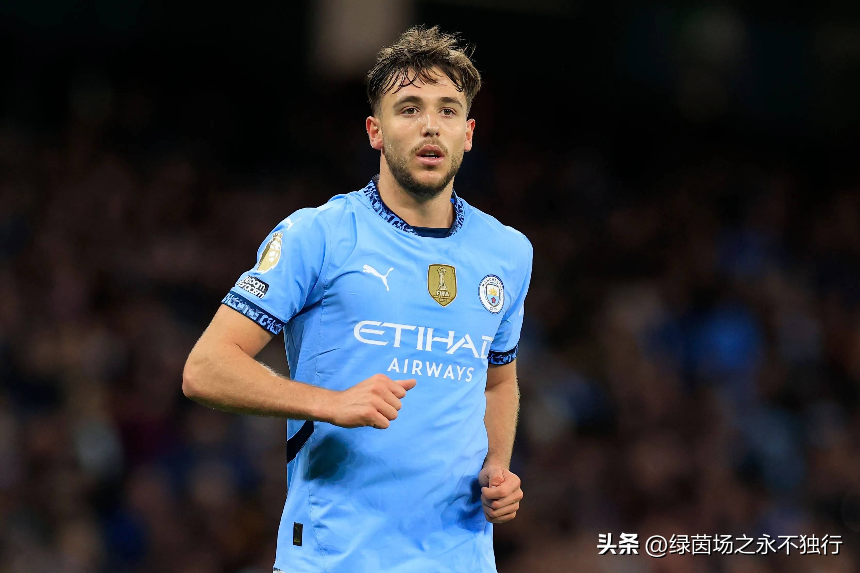 爱游戏热门游戏 转会期曼城调整名单以备西甲，主帅复盘环节打磨，引发热议，轮换策略成焦点