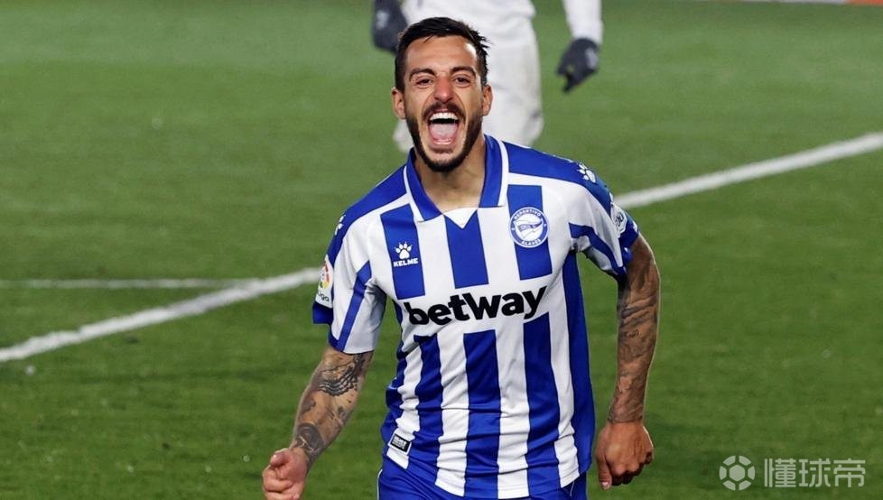 爱游戏2025必玩包含转折点！深圳男篮迎来里程碑，法国杯关键时刻攻防权衡，气氛紧张，数据趋势出现新变化的词条